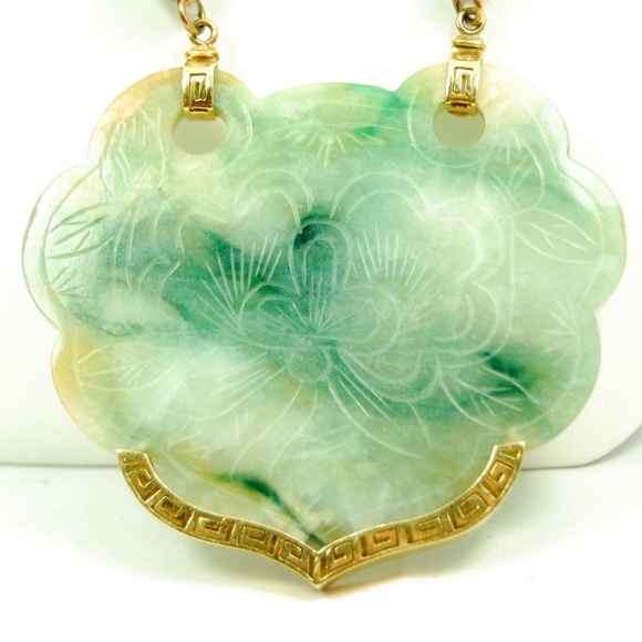 14K AND 18K YELLOW GOLD LARGE JADE CARVED PENDANT NECKLACE - Picture 4 of 13